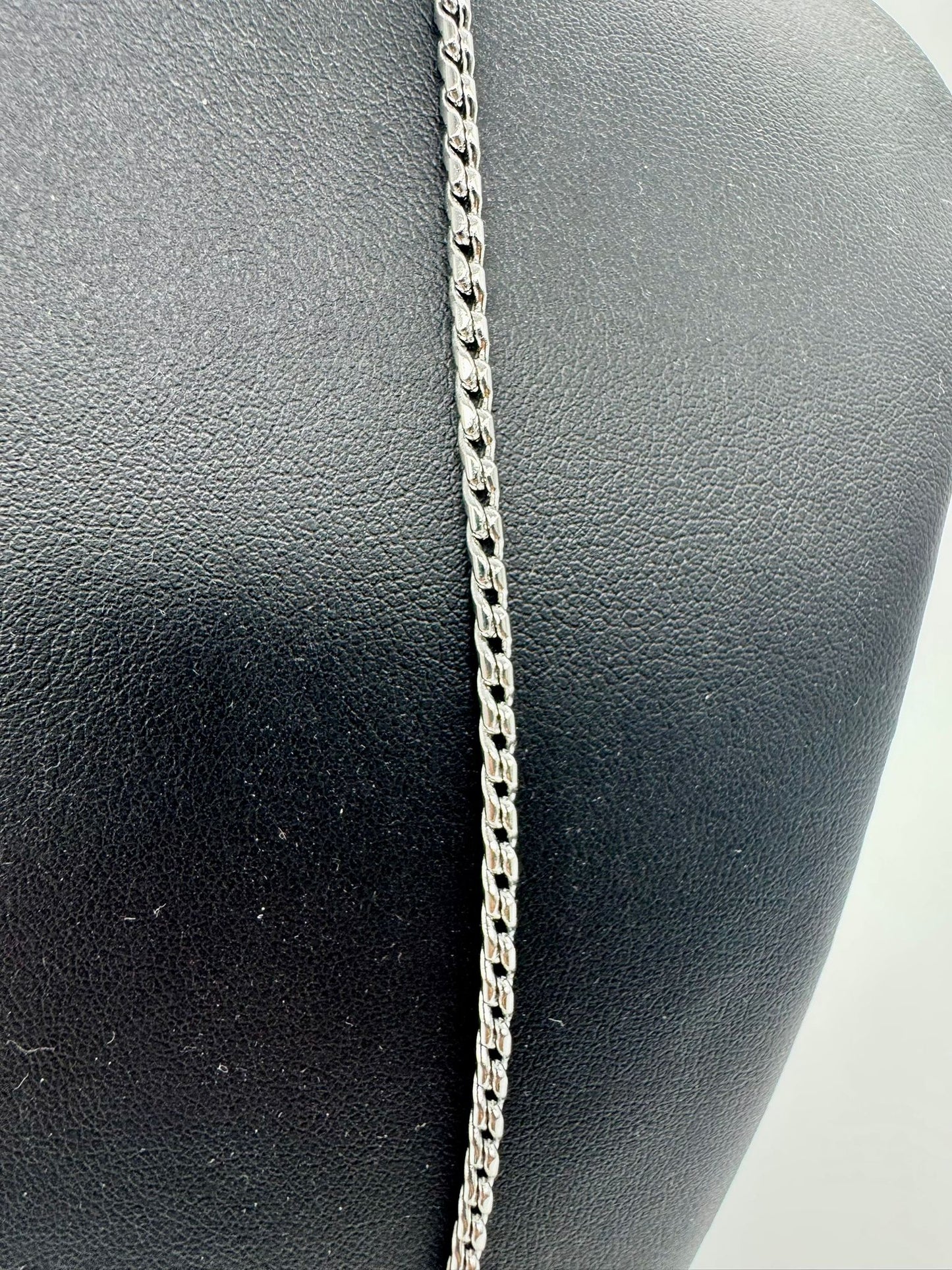 COLLIER HOMME 01