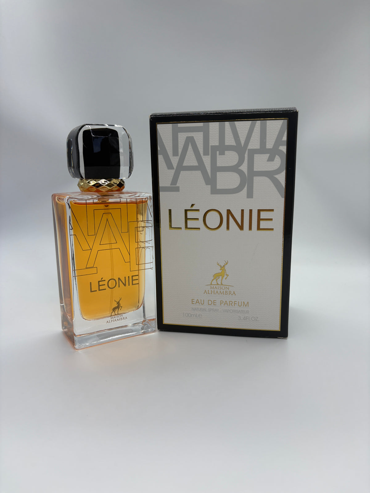 LÉONIE